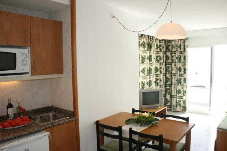 Apartamentos Ses Roquetes Can Picafort  Luaran gambar